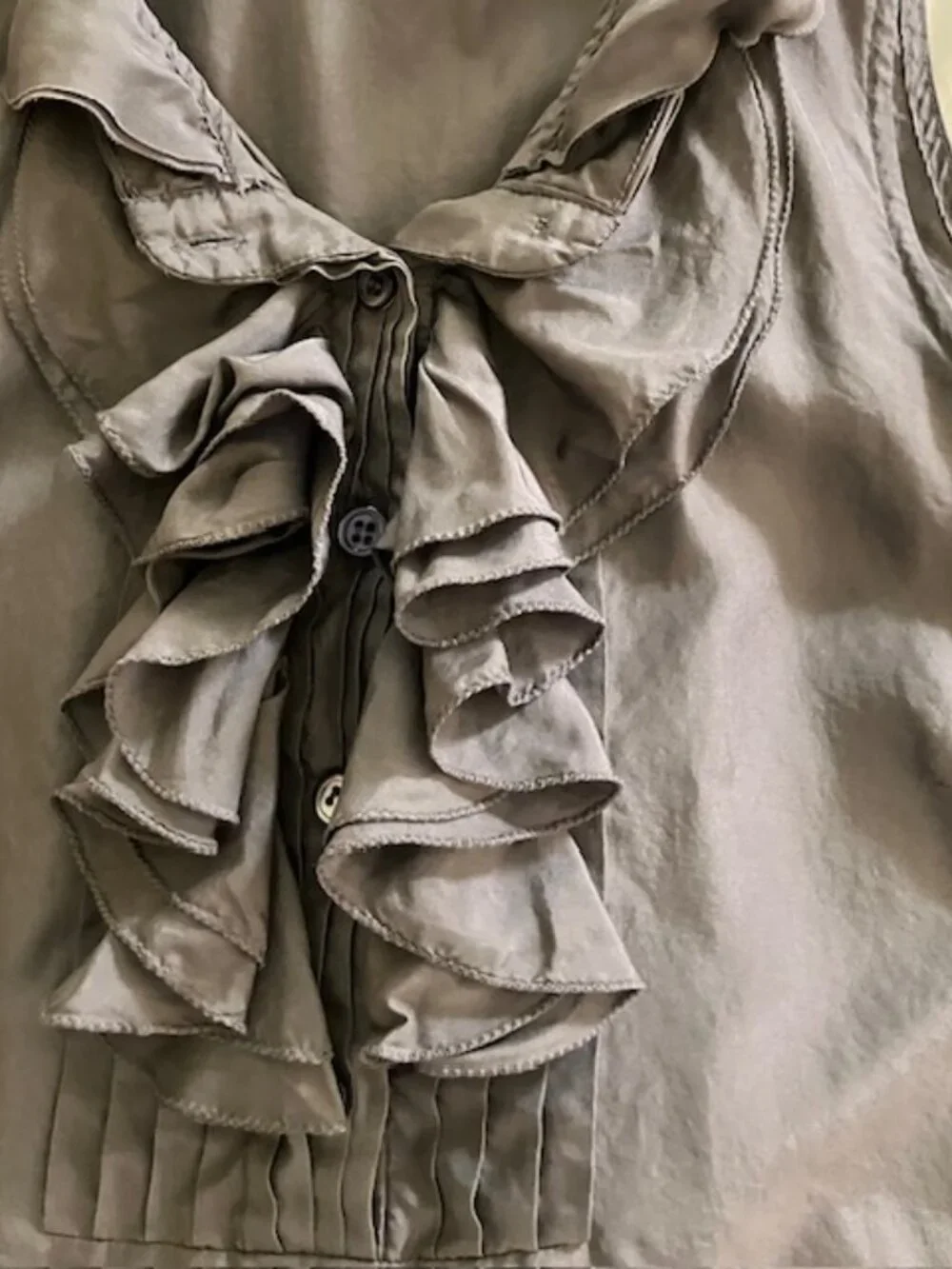 J.Crew women's sleeveless top size 6 ruffles silk